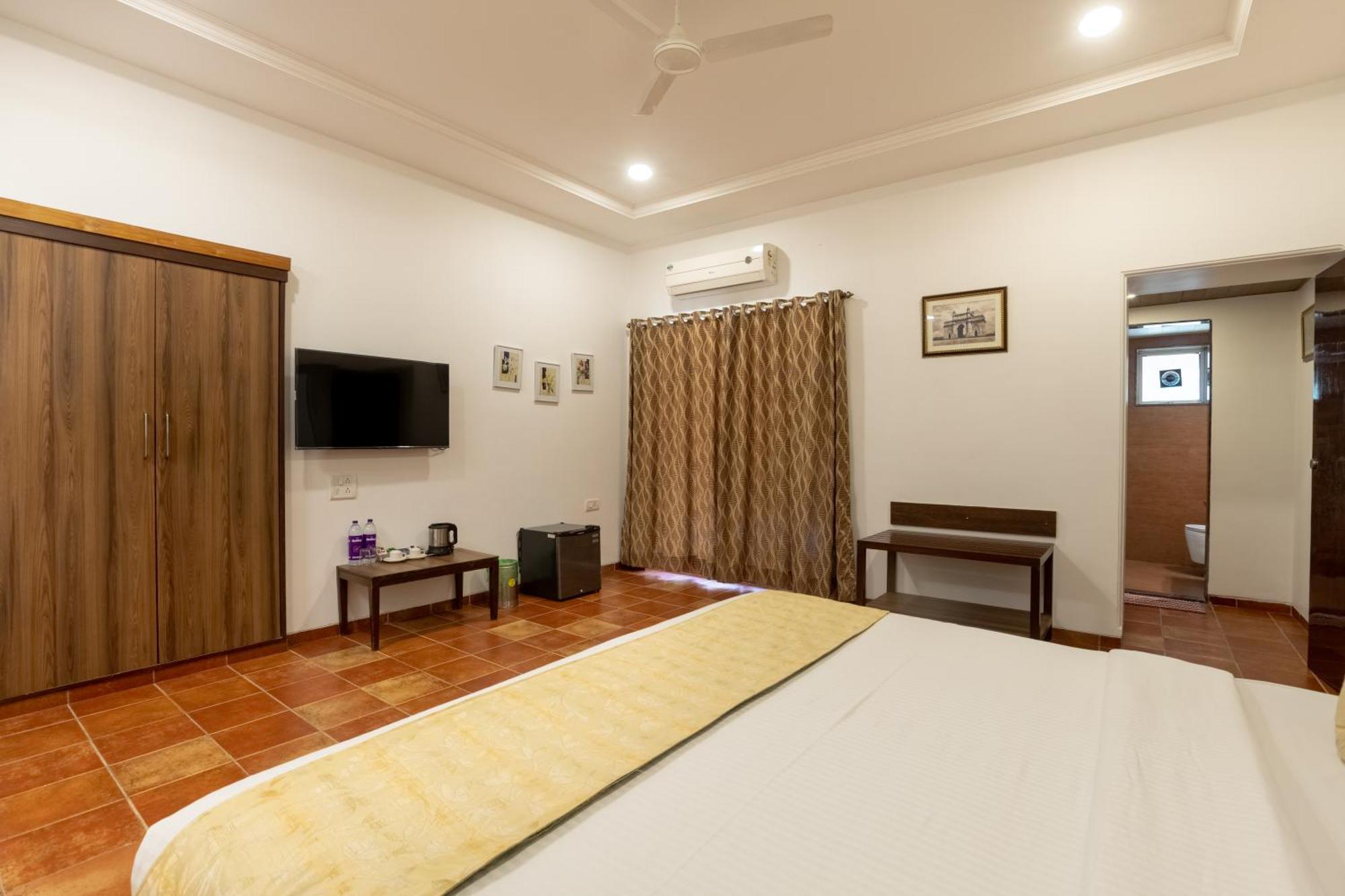Zaras Resort Khandala Lonavala Esterno foto