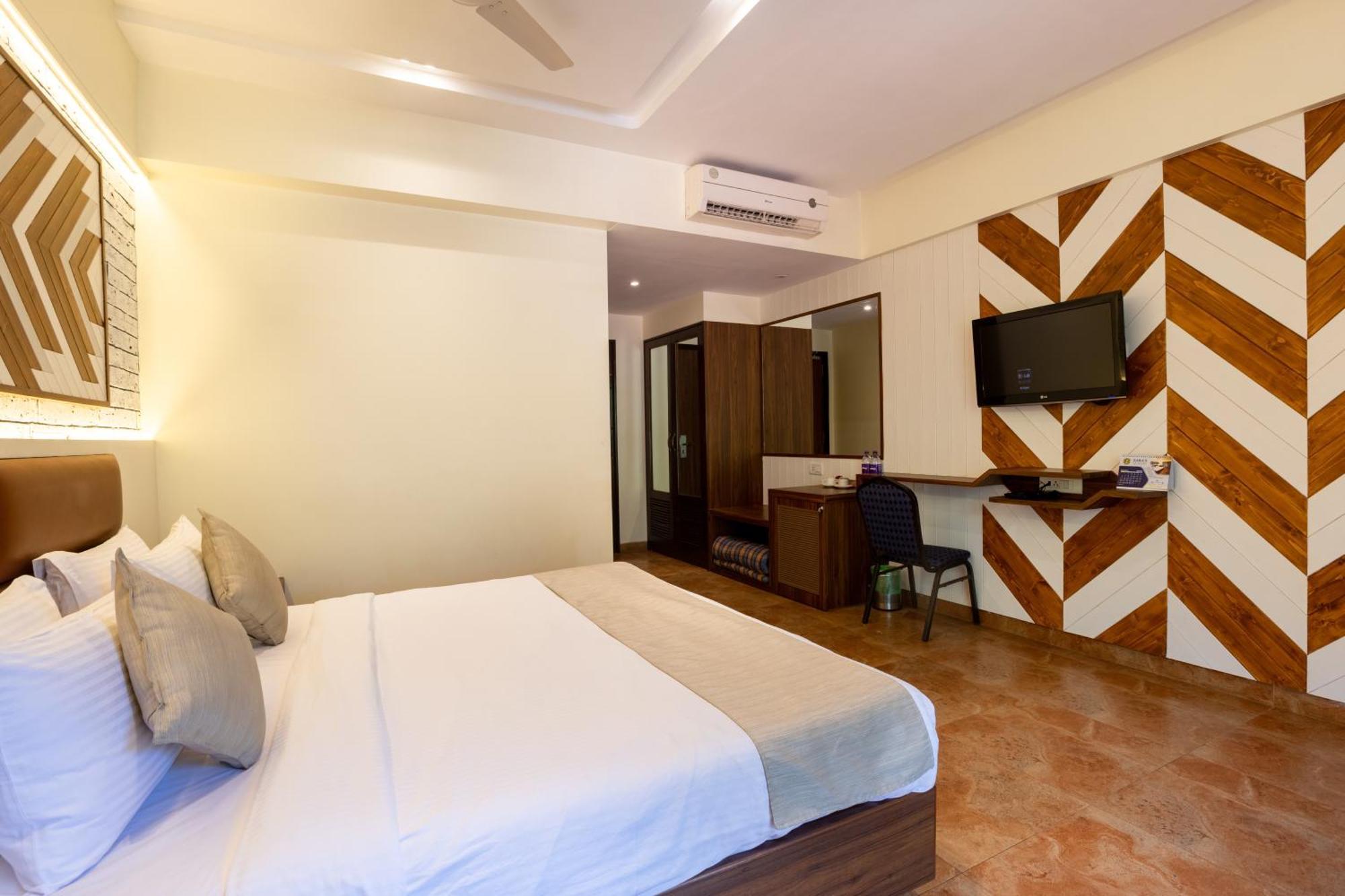 Zaras Resort Khandala Lonavala Esterno foto